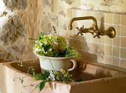 Ancient 16th century Italian Renaissance era marble inlayed sink restored to its former glory by our uniquely talented artisans wonderful inlayed ancient work shown on its surface